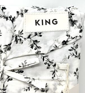 Laura Ashley Percale Cotton KING Sheet Set BLACK White SARAHS SPRIG 4 Pcs. NWT